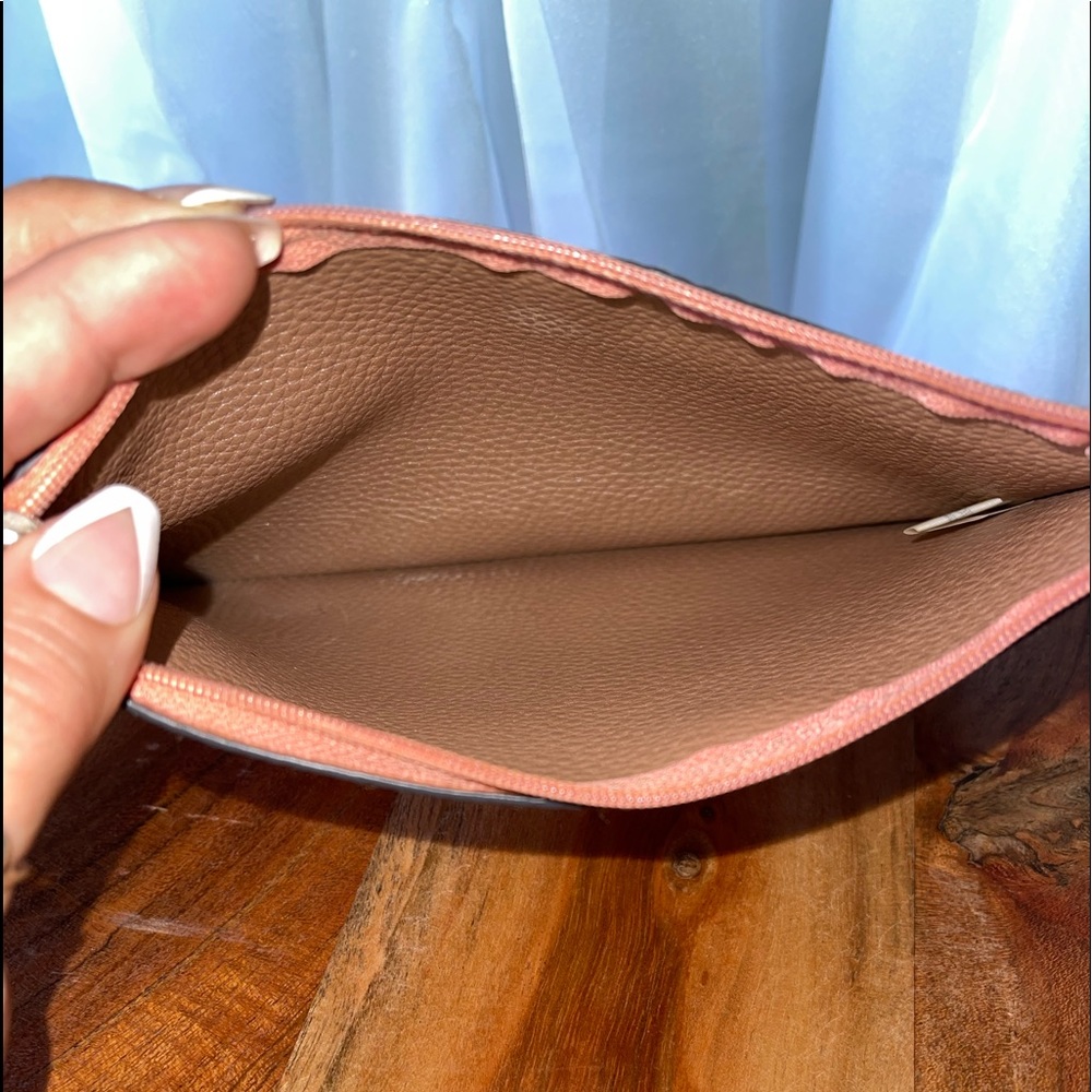 Wristlet purse - Picture 2 of 3